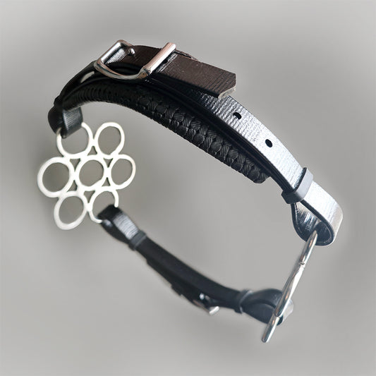 Flower hackamore noseband